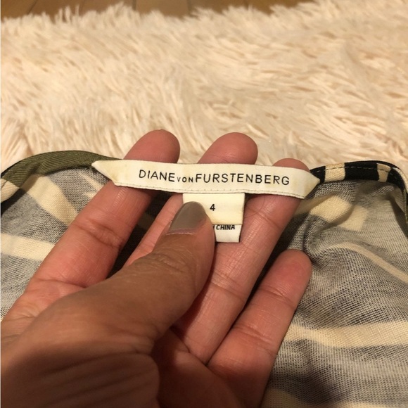 DVF wrap dress - Picture 3 of 3